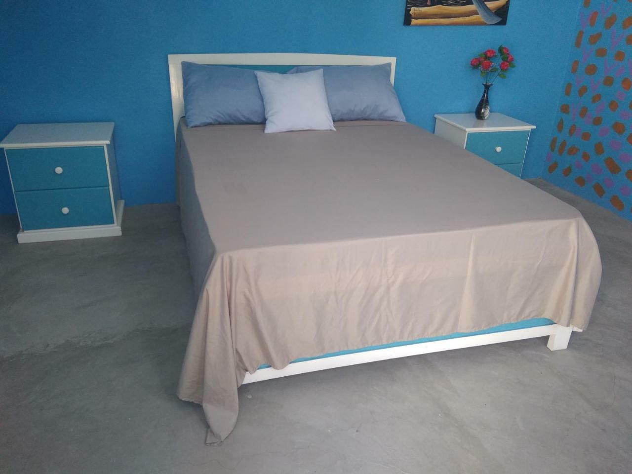 Ciza E Rose Bed & Breakfast Portela Exterior photo